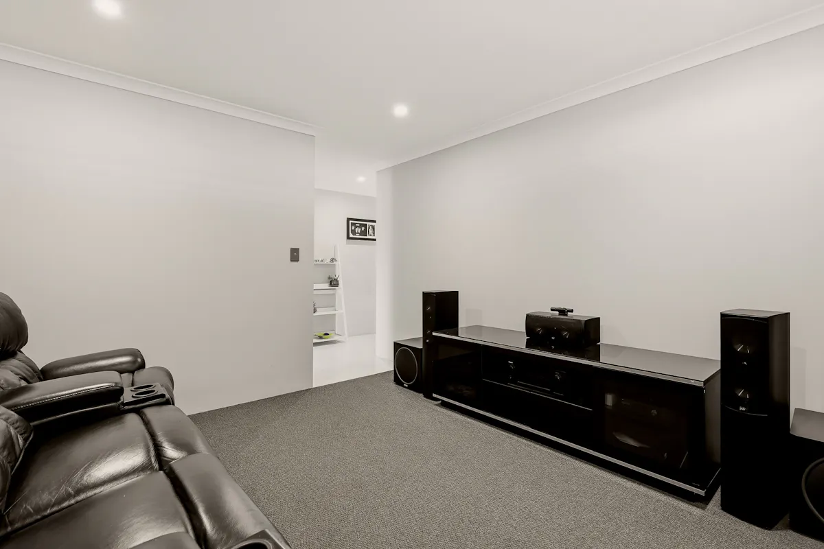 25 Tallowood Avenue — photo 14 of 30