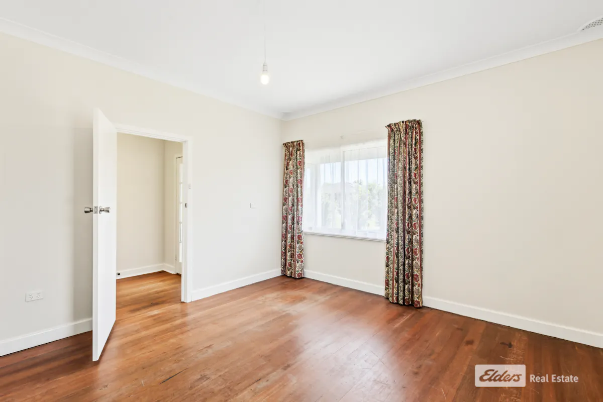 6 Phillip Street — photo 7 of 25
