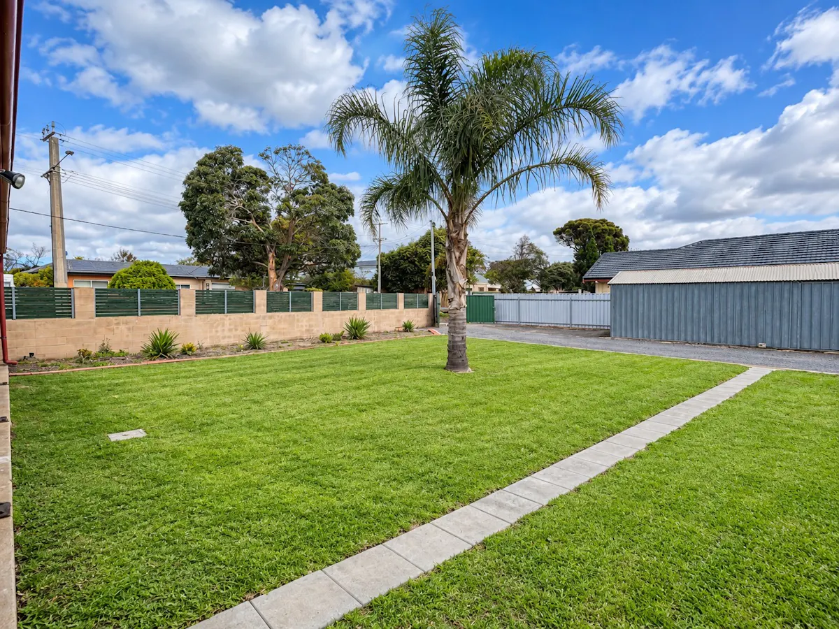 123 Hindmarsh Road — photo 12 of 13