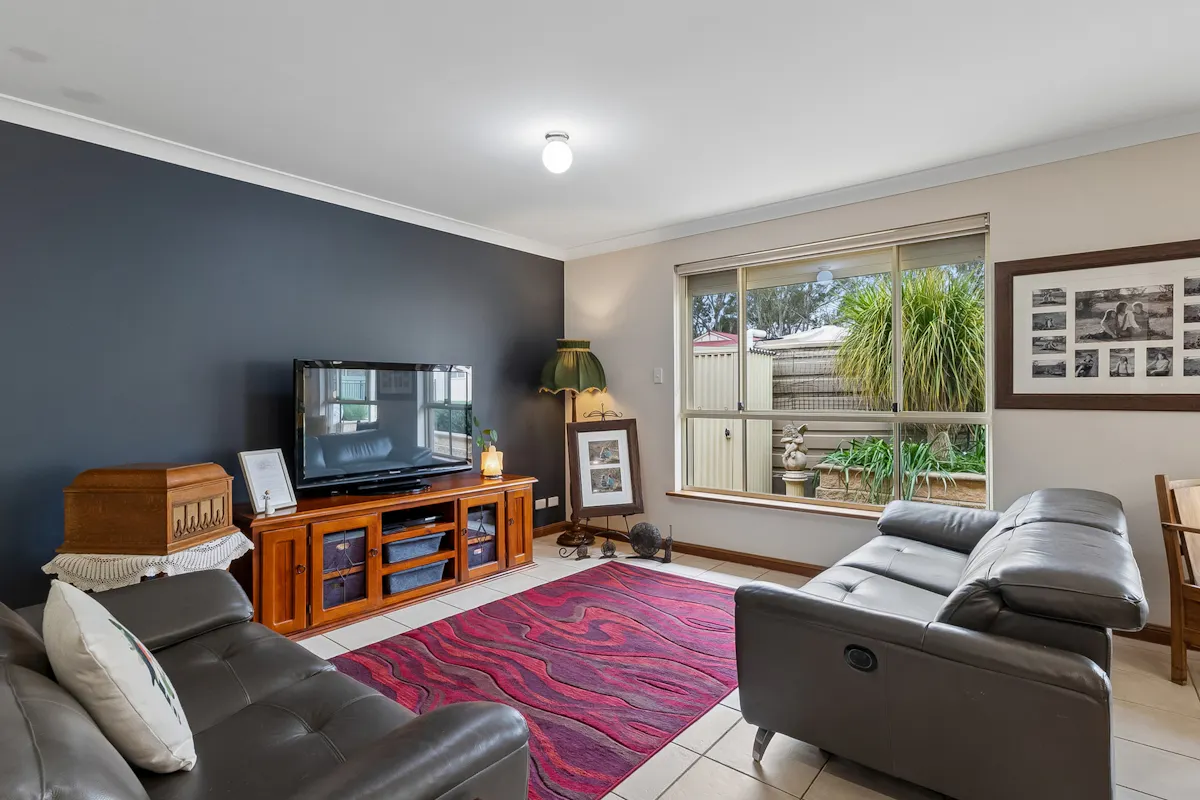 2 Astia Place — photo 6 of 26