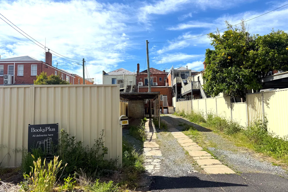 1/131 George Street — photo 9 of 9