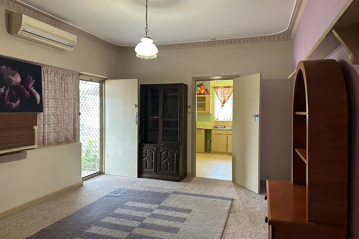 39 Conroy Street — photo 2 of 19