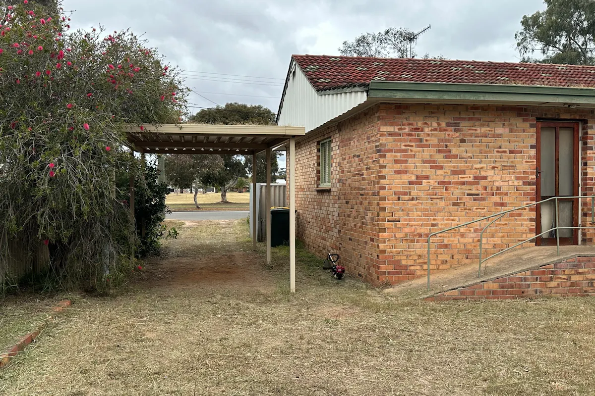 39 Conroy Street — photo 14 of 19