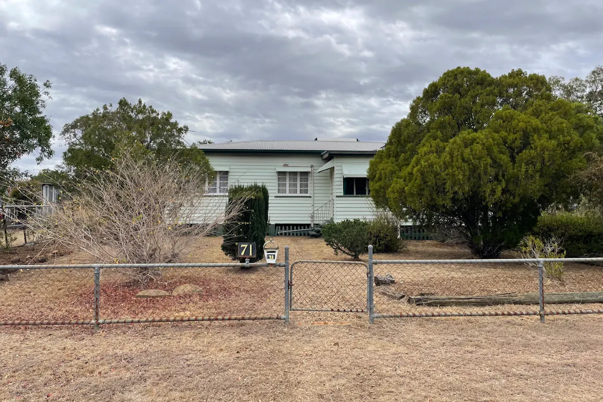 71 Warra Street — photo 11 of 11