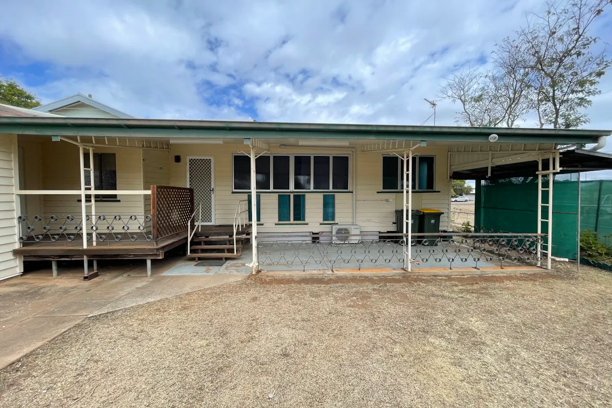 71 Warra Street — photo 9 of 11