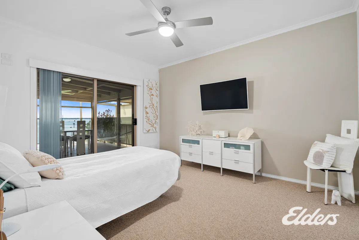 34 Rosemary Court — photo 14 of 30