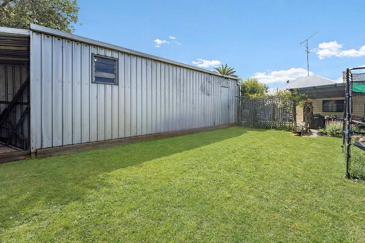 9 Clarence Street — photo 11 of 13