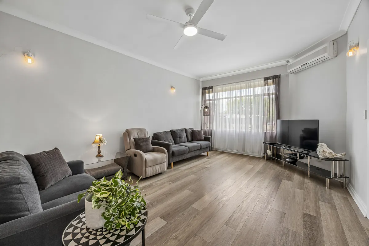 21 Slade Street — photo 8 of 30