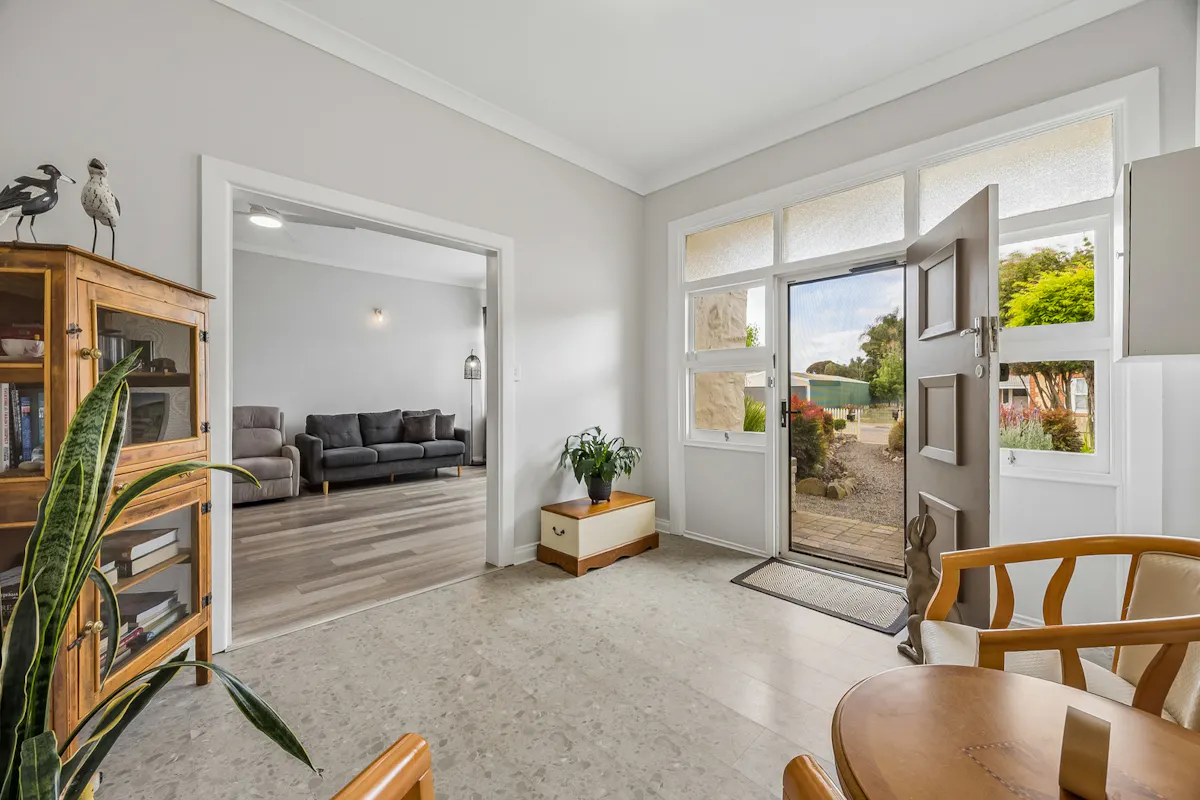 21 Slade Street — photo 6 of 30
