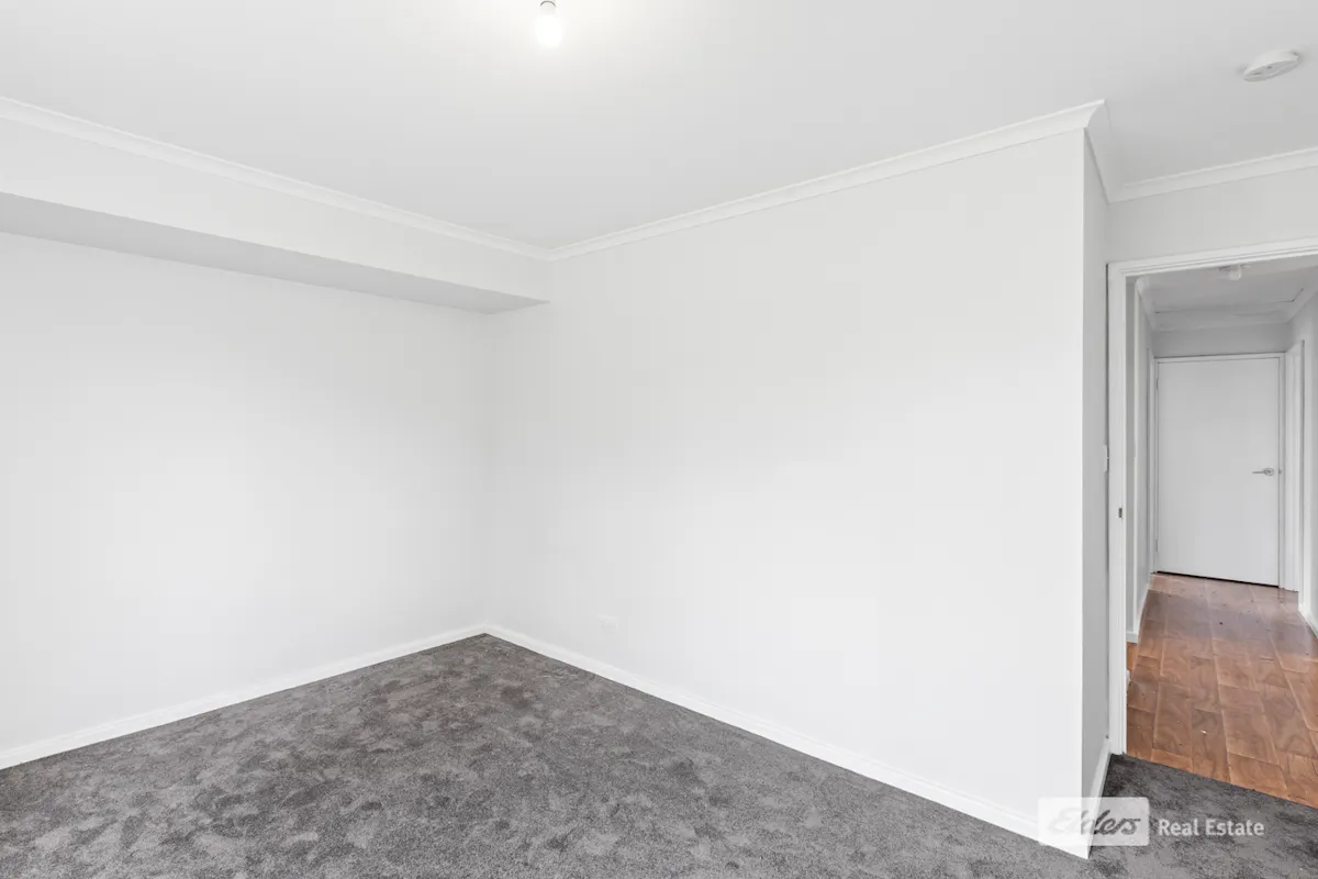2 Cumberland Road — photo 11 of 19