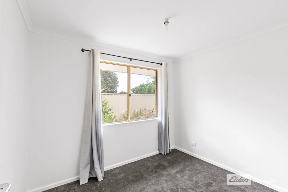 2 Cumberland Road — photo 13 of 19