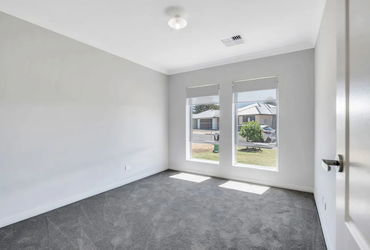 29 Eagle Way — photo 5 of 17