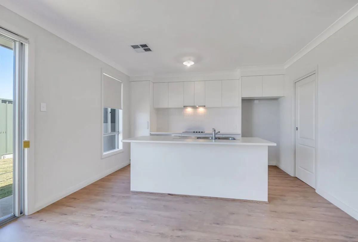 29 Eagle Way — photo 6 of 17