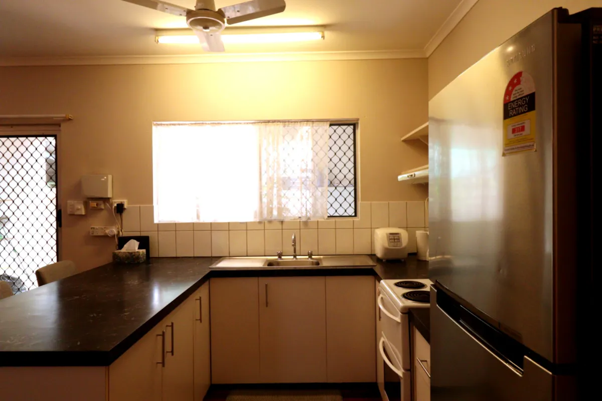 4/10 Timpson Court — photo 3 of 9