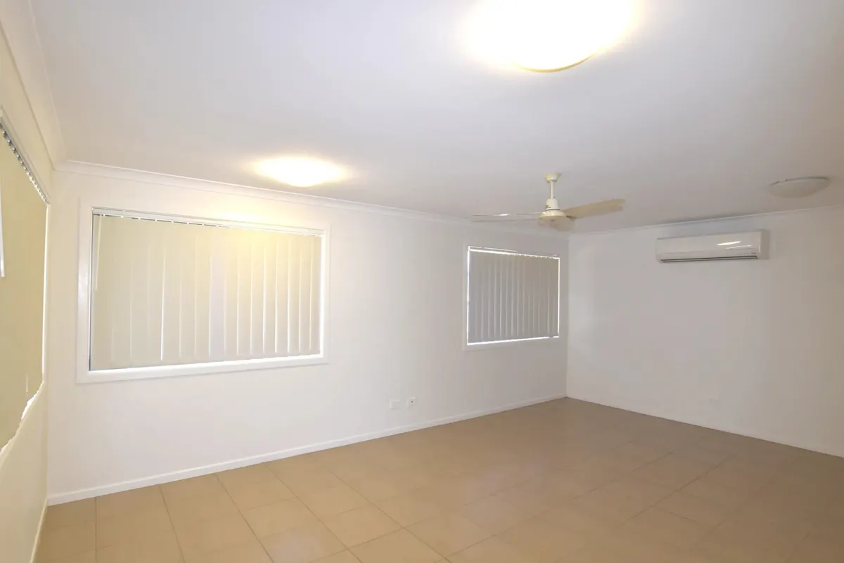 10 Windjana Court — photo 2 of 6