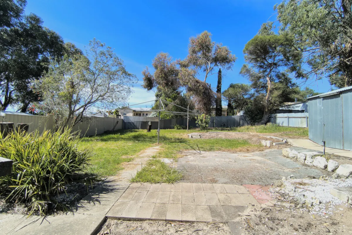 12 Pine Grove — photo 10 of 10