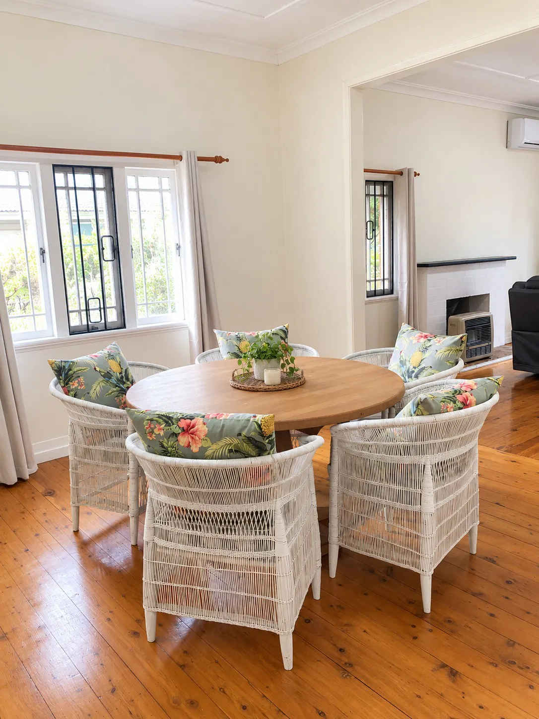 46 Bunya Street — photo 2 of 5