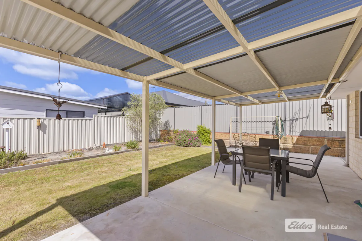 24 Elizabeth Street — photo 19 of 26