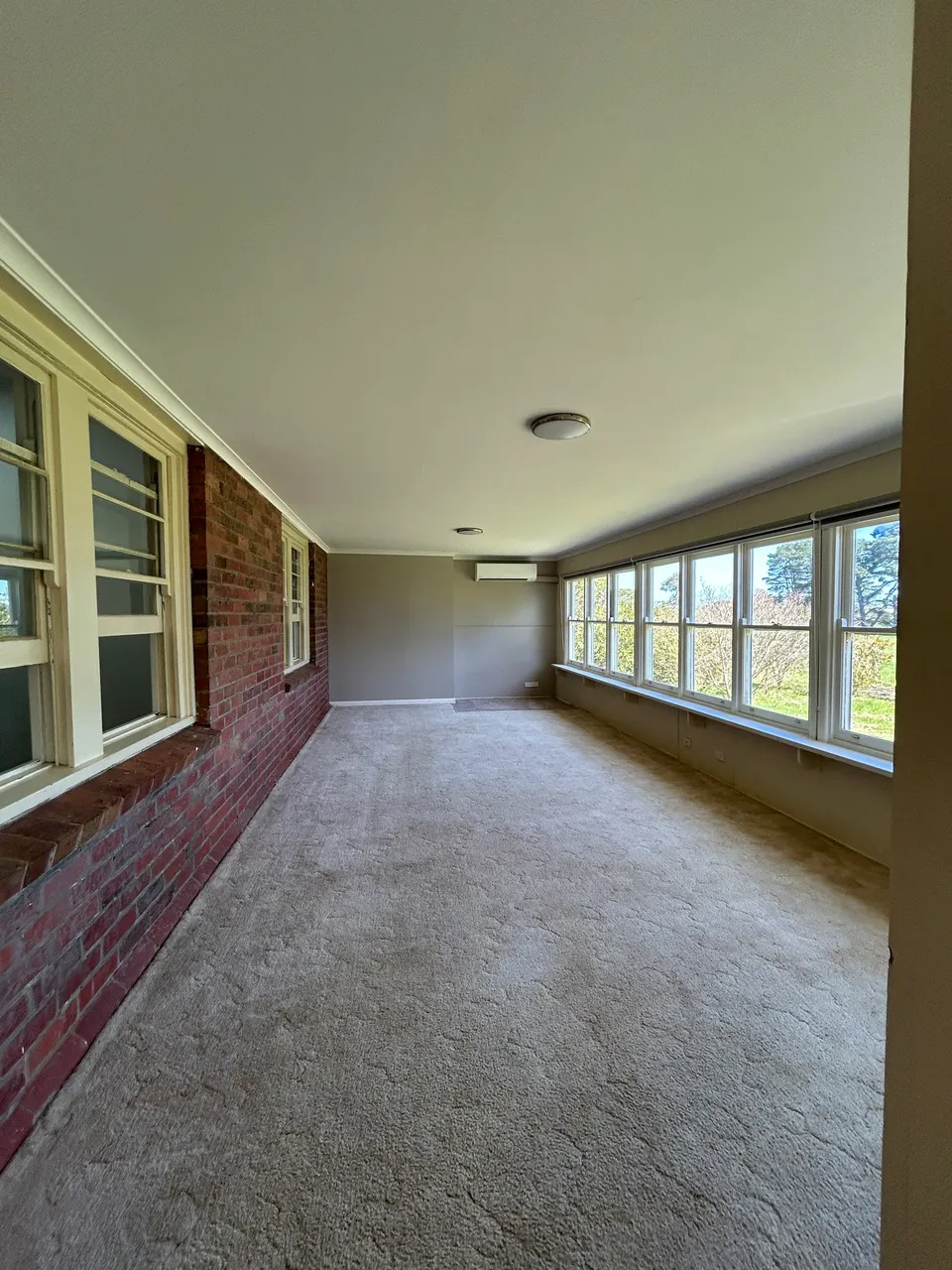 7540 Glenelg Highway — photo 9 of 17