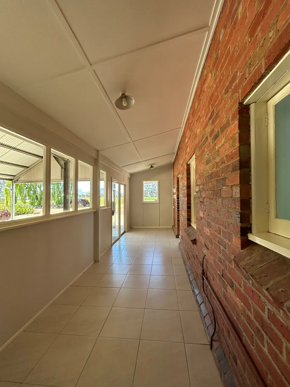 7540 Glenelg Highway — photo 12 of 17