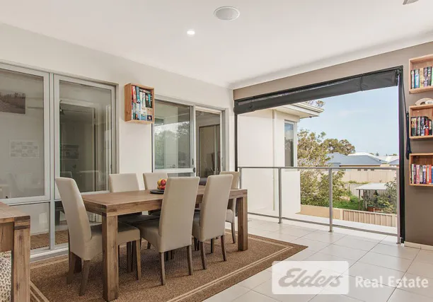 8/82 Lewington Street — photo 4 of 19