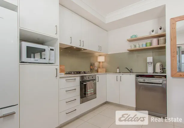 8/82 Lewington Street — photo 7 of 19