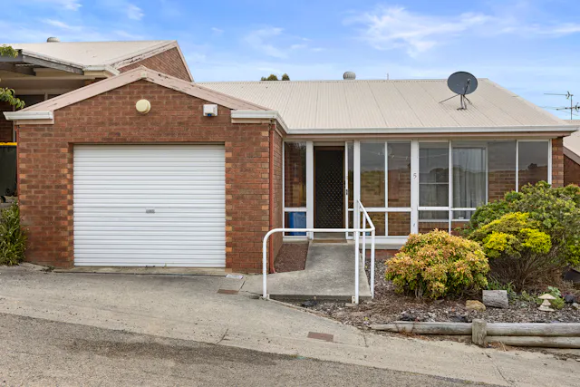 5 Karmai Court — photo from Elders Real Estate Leongatha