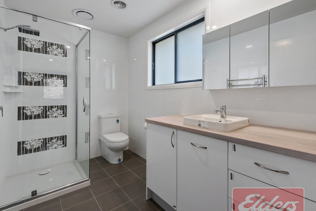 70 Johnson Street, Oxley, VIC, 3678 - Image 12