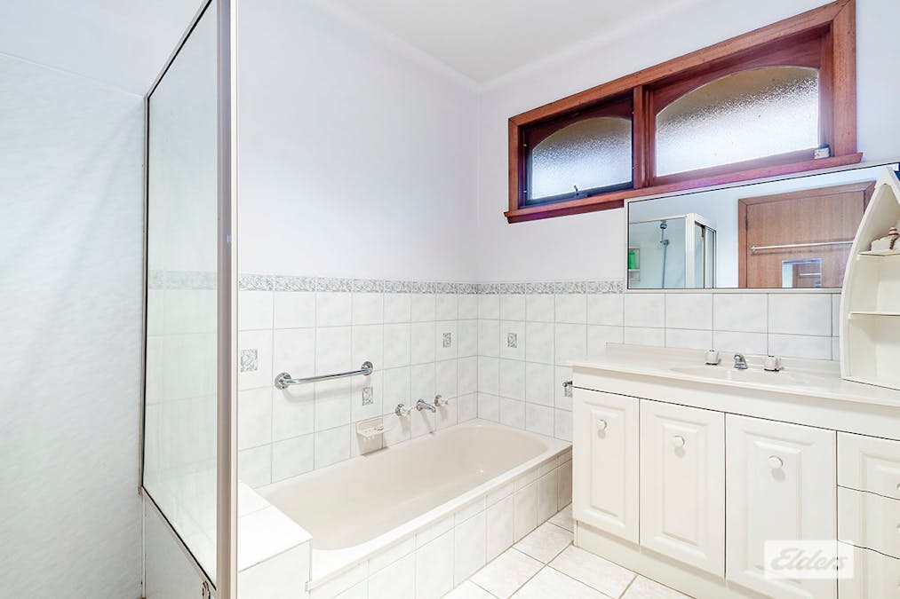 29 Victoria Street, Hamilton, VIC, 3300 - Image 5