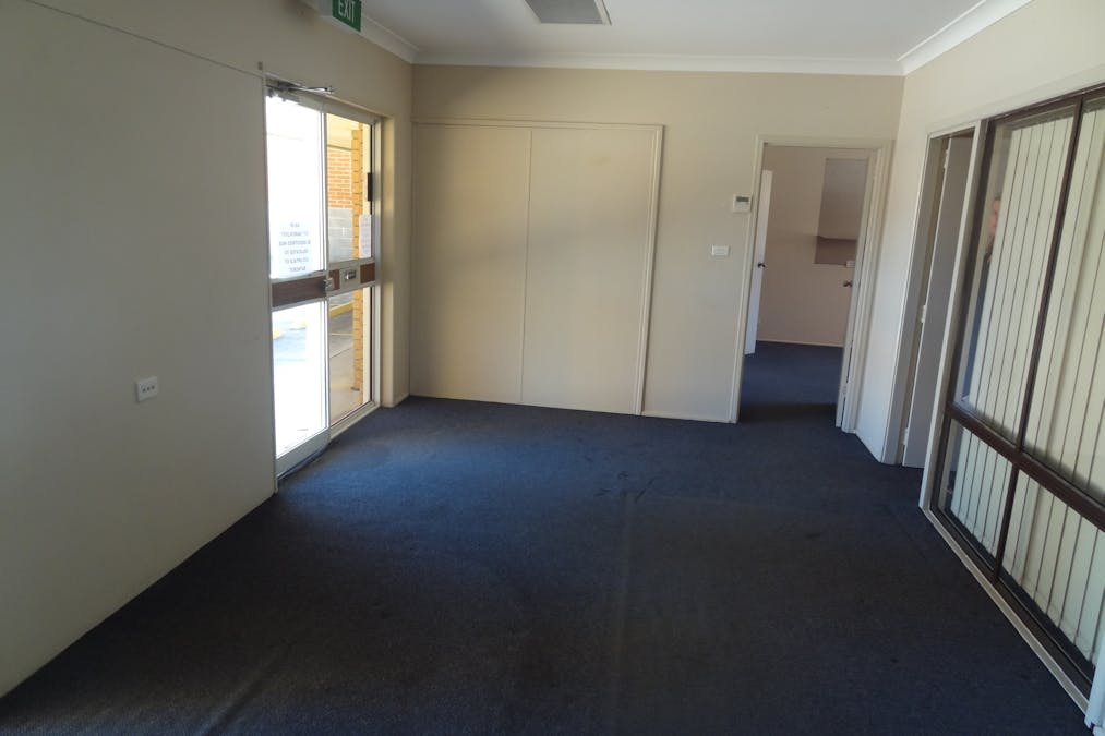 Unit 1 2 Vale Road, Bathurst, NSW, 2795 - Image 7