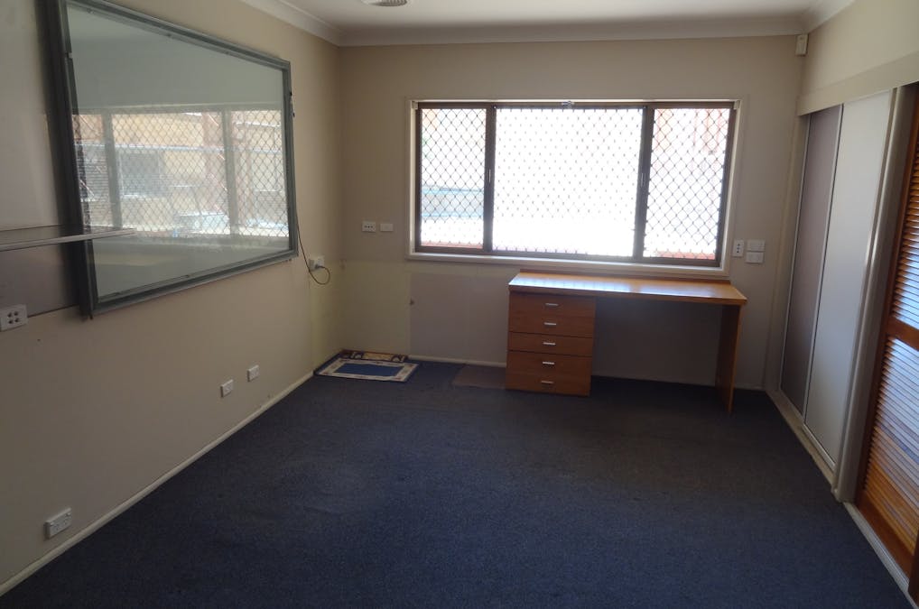 Unit 1 2 Vale Road, Bathurst, NSW, 2795 - Image 8