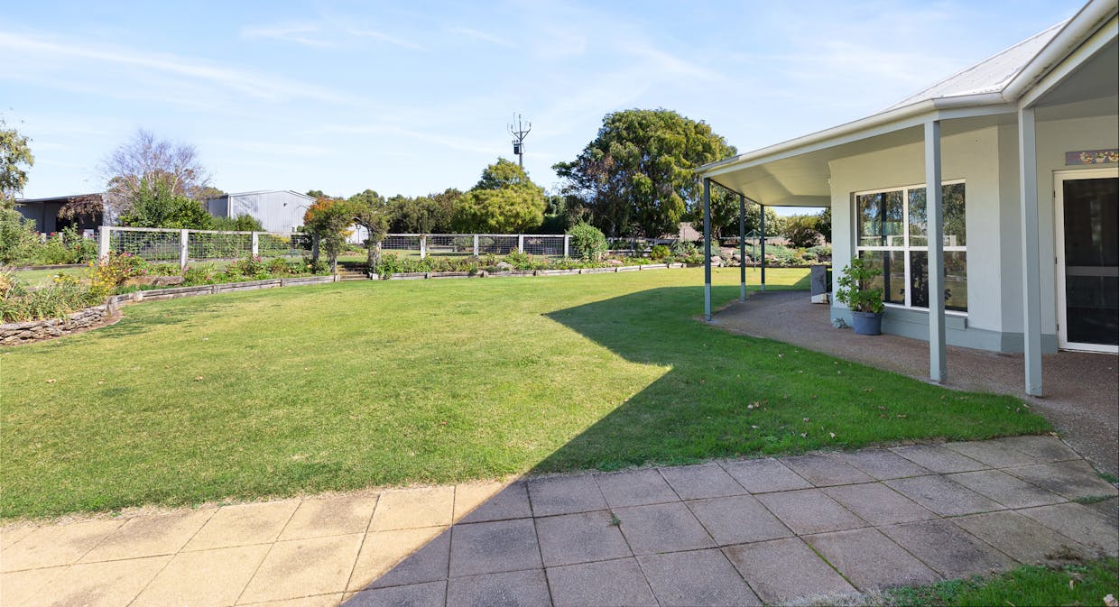 28 Whites Flat Road, Mount Schank, SA, 5291 - Image 13