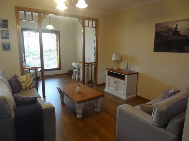 6/80 Rocket Street, Bathurst, NSW, 2795 - Image 2