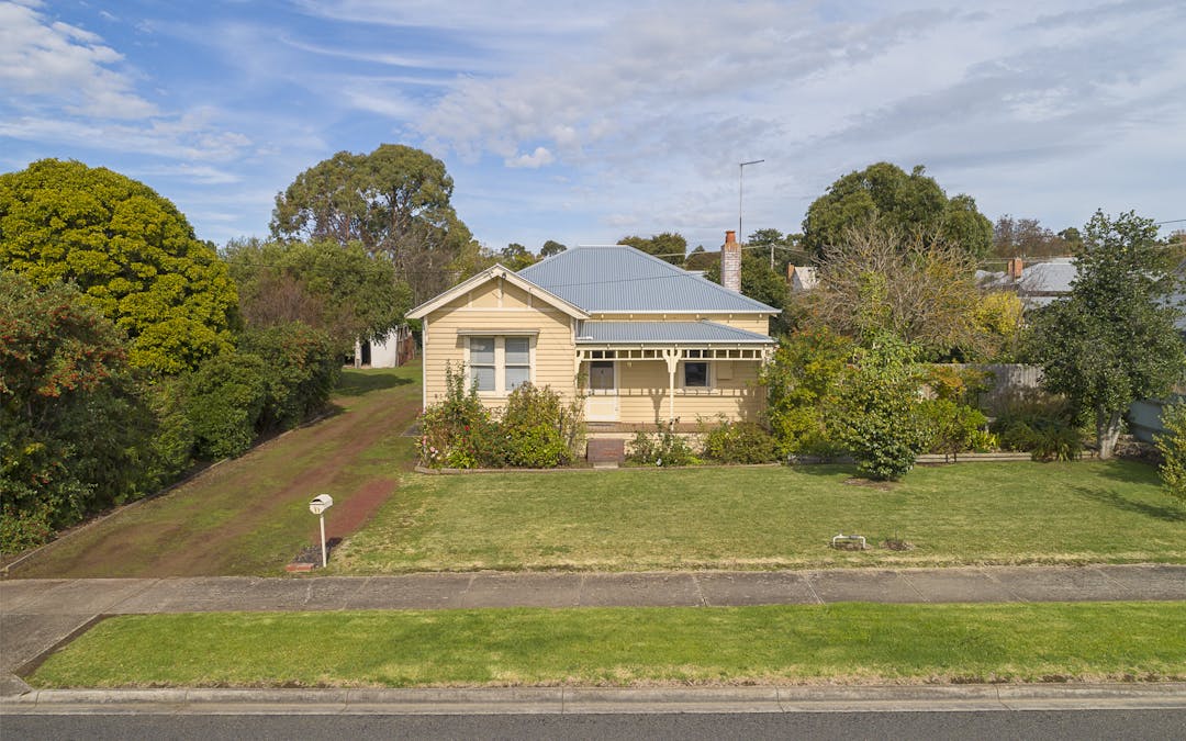 11 Hopetoun Street, Camperdown, VIC, 3260 Sold Elders Real Estate