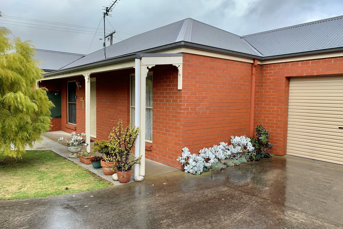 Unit 1/70 Scott Street, Mortlake, VIC, 3272 Sold Elders Real Estate