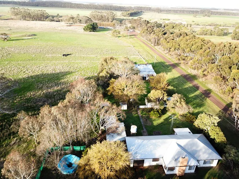 2248 Mortlake-Ararat Road, Woorndoo, VIC, 3272 - Image 1
