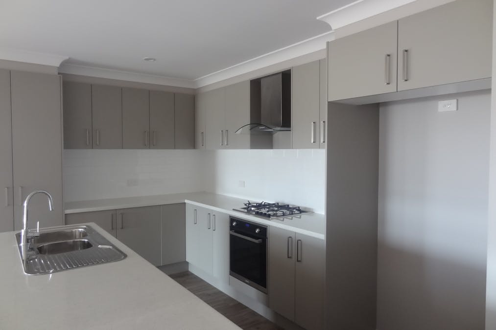 13 Ignatius Place, Kelso, NSW, 2795 - Image 4