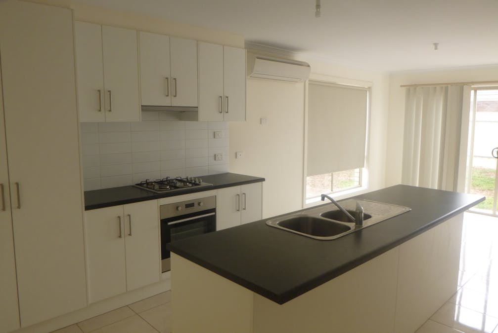 26 Scott Street, Whyalla Stuart, SA, 5608 - Image 2