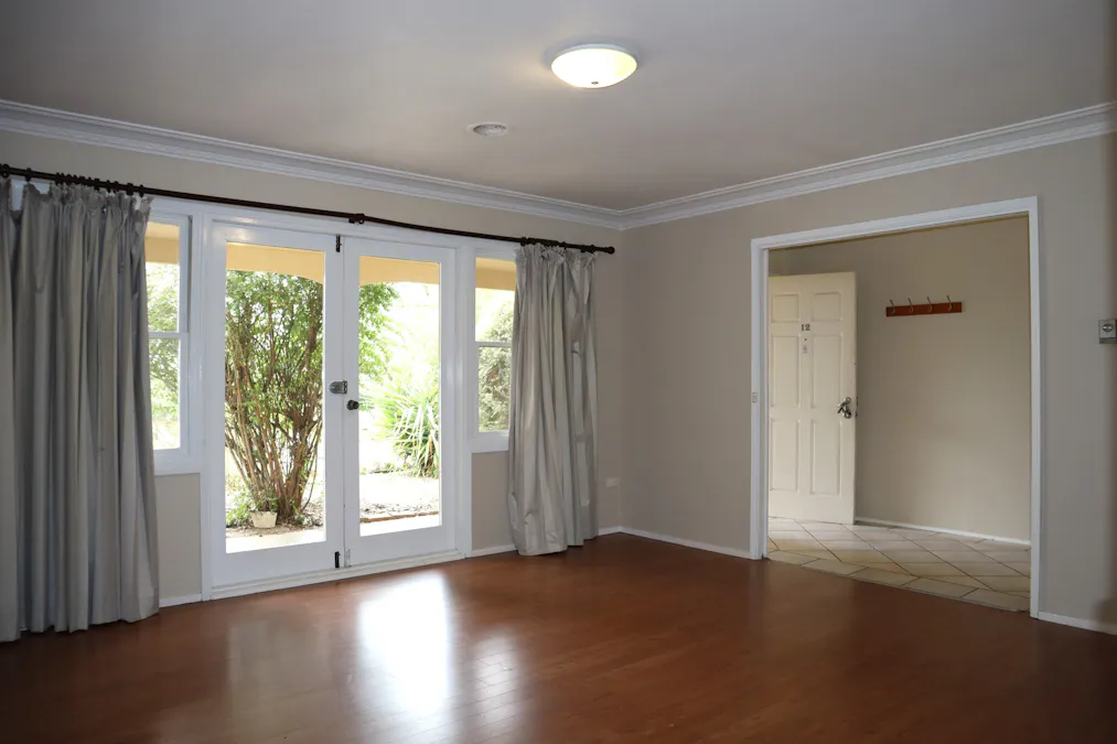 12 Miriyan Drive, Bathurst, NSW, 2795 - Image 3