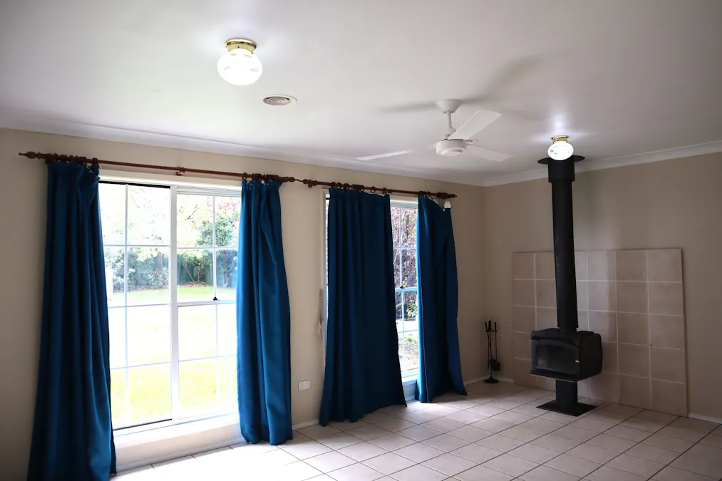 12 Miriyan Drive, Bathurst, NSW, 2795 - Image 6