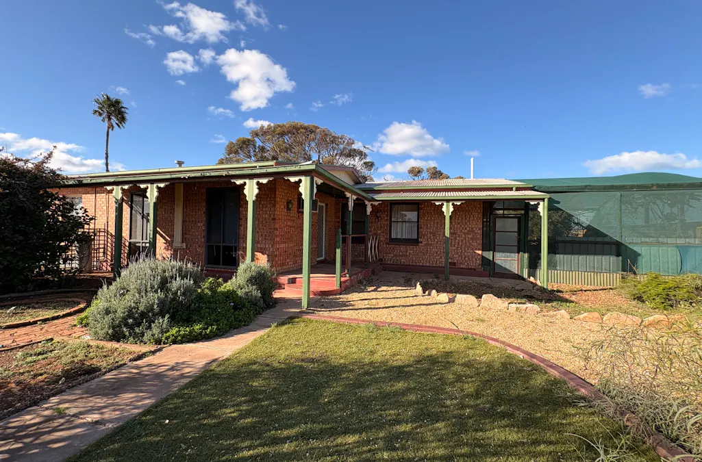 24 Patten Street, Whyalla Stuart, SA, 5608 - Image 1