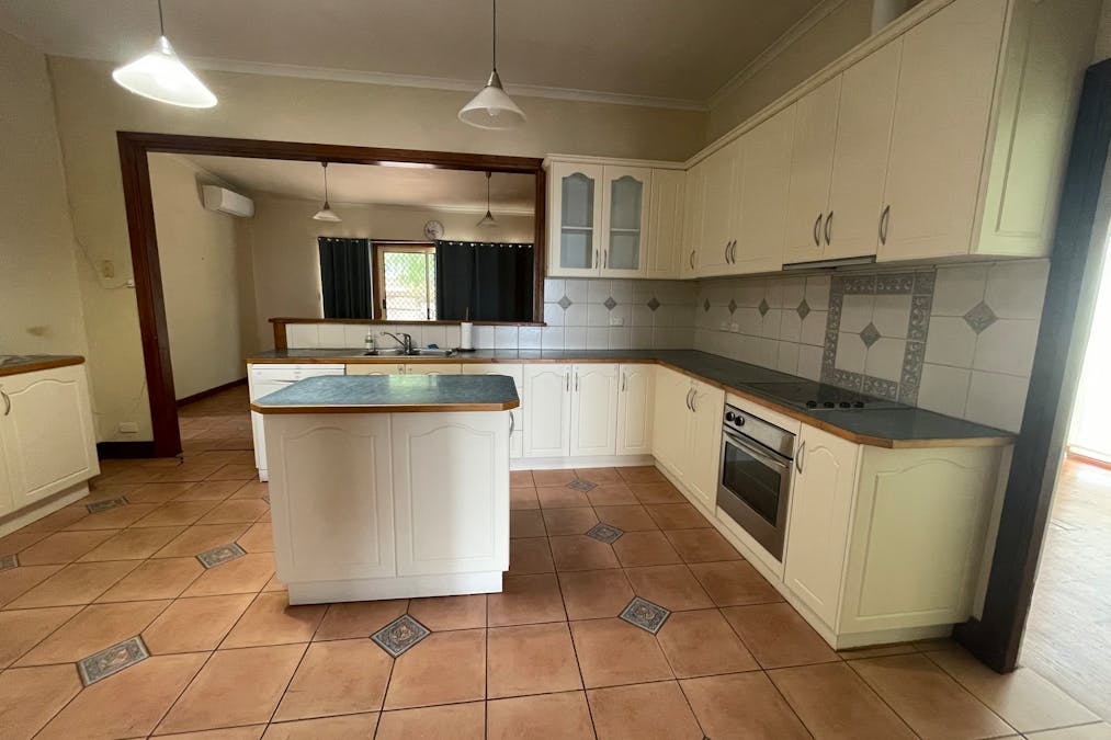 50 Elliott Street, Whyalla, SA, 5600 - Image 6