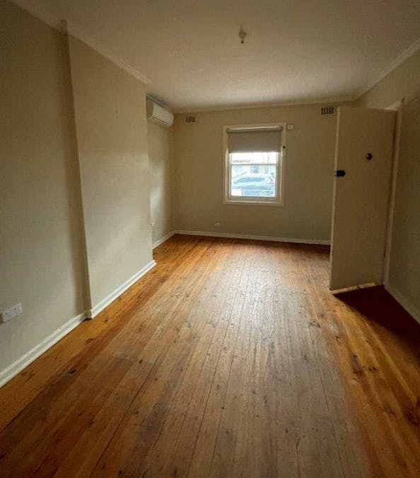 11 Perkins Street, Whyalla Stuart, SA, 5608 - Image 2