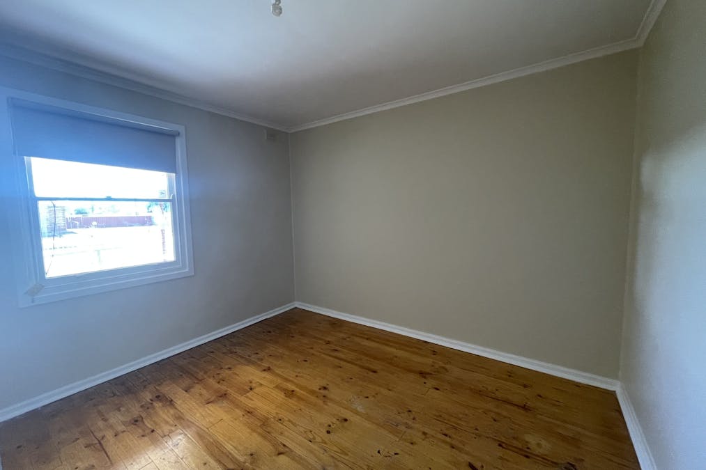 25 Havelberg Street, Whyalla Stuart, SA, 5608 - Image 3