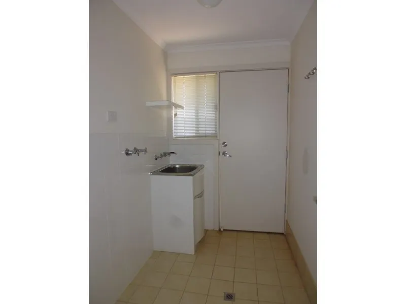 3 Fitzgerald Avenue — photo 13 of 14