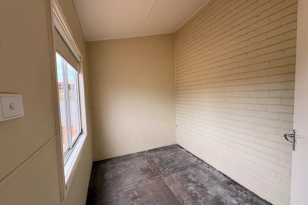 132 Playford Avenue — photo 8 of 9