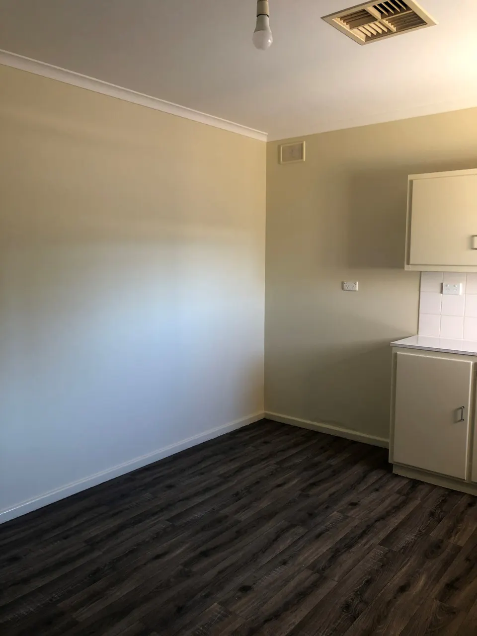 28 Brodie Street — photo 6 of 11