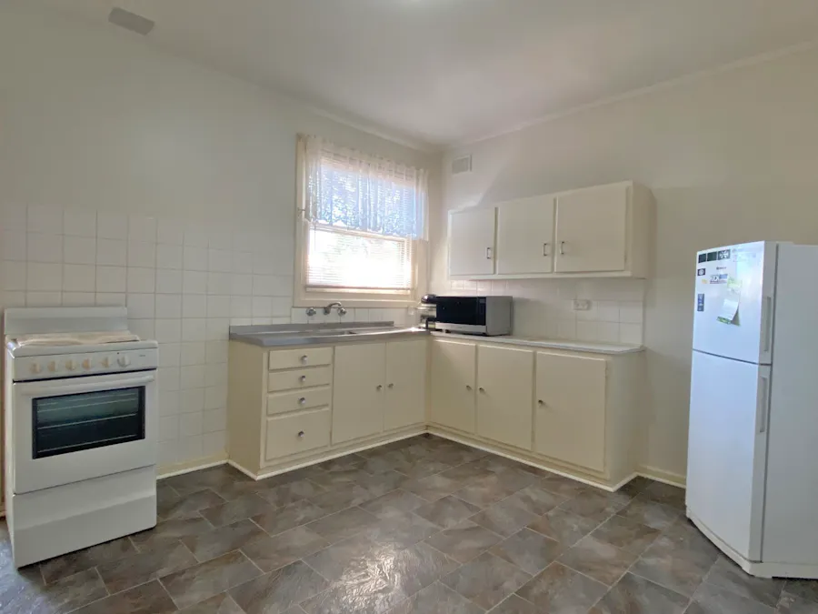 6 Heward Street, Whyalla Norrie, SA, 5608 - Image 4