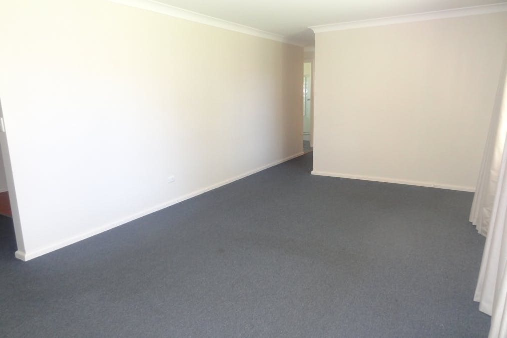 4 Willman Place, Bathurst, NSW, 2795 - Image 3