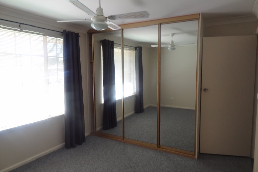 4 Willman Place, Bathurst, NSW, 2795 - Image 9